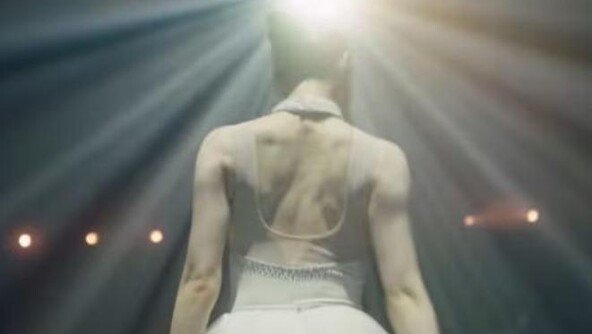 ‘죽음의 무도’ 재해석, 발레리나 된 김연아