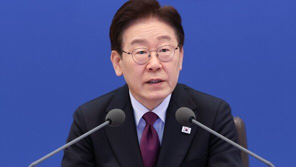 李가 띄운 ‘공무원 초과근무 한도’ 개선…“수당 현실화 우선”