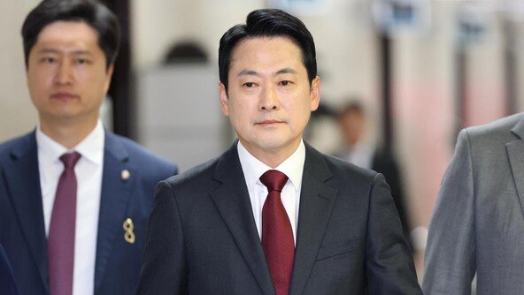 귀국한 장동혁 “美인사들, 李정부 모호한 대북정책 우려”