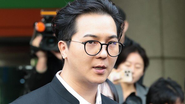 ‘102일 결근’으로 징역 1년6개월 구형…송민호 “재복무 기회를”