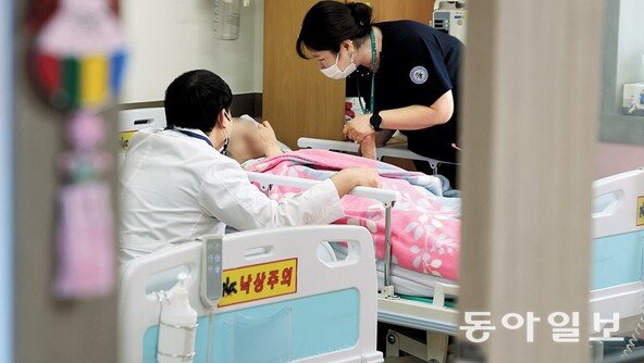 말기암 80대, 임종前 이틀만 호스피스… 100만명당 병상 37개뿐