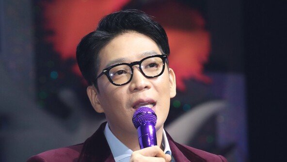 MC몽, 18일 긴급 라방 예고 “불법도박 관련된 연예인 등 폭로할 것”