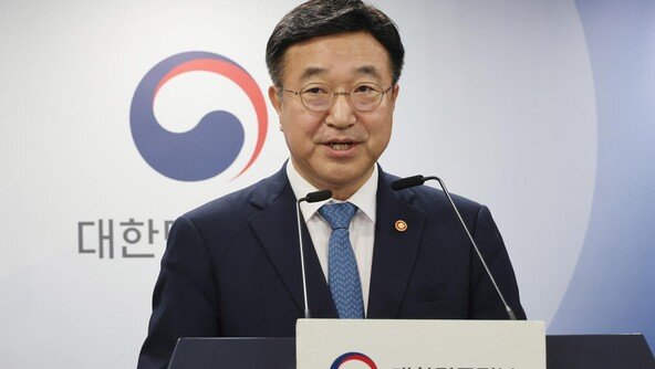 정부, 스벅 불매운동…행안장관 “많은 기관-국민 공감해달라”