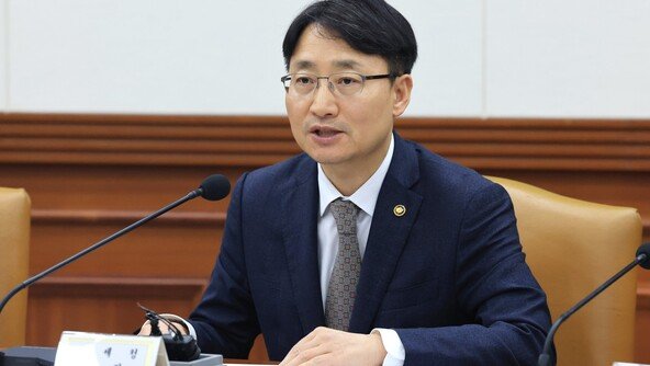 연두색 번호판=부의 상징? 국세청장 ‘법인 슈퍼카’에 칼 뺐다
