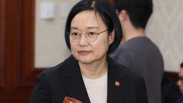李, 차기 총리에 한성숙 지명…20년 만의 여성 총리