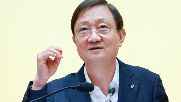 금감원장 “삼전닉스 레버리지 ETF, 드러누워서라도 막았어야”