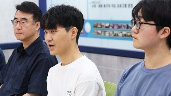 서울과학고 학생이 ‘블랙홀 비밀’ 풀었다…국제학술지 쾌거