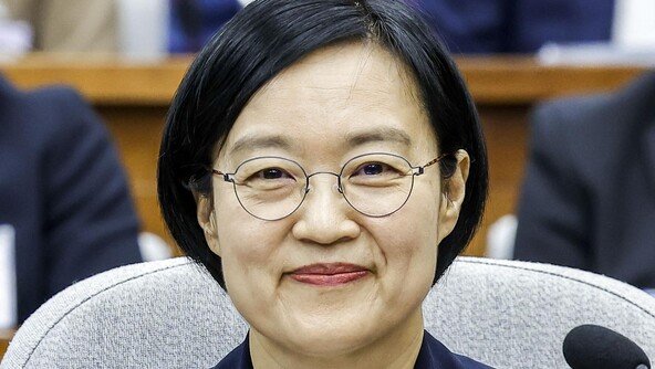 국힘 “한성숙, 집 팔아 마귀 탈출”…韓 “사람 된 것 같다”