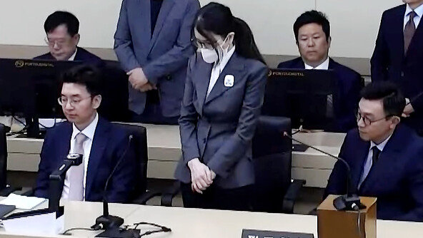 김건희 변호인 “金, 늘 그렇듯 괜찮아…너무 울지 마시라”