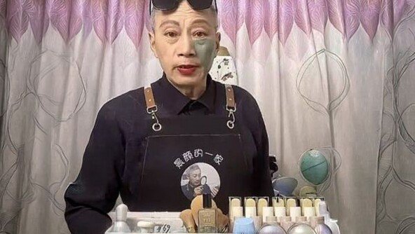 “희귀병 투약 1회 750만원” 손주 위해 매일 화장하는 할아버지