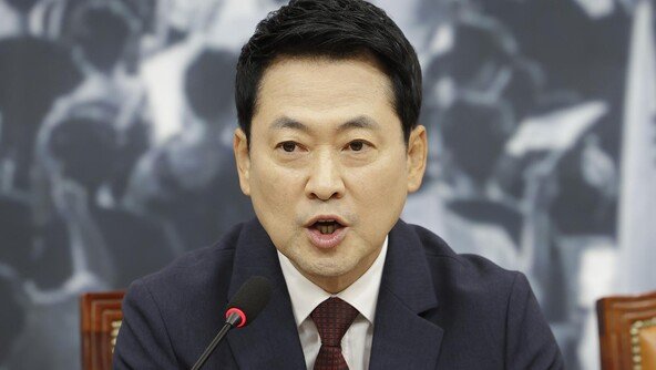 ‘징계정치’ 이어 ‘장외정치’ 매달리는 장동혁, 강성층 결집 노려