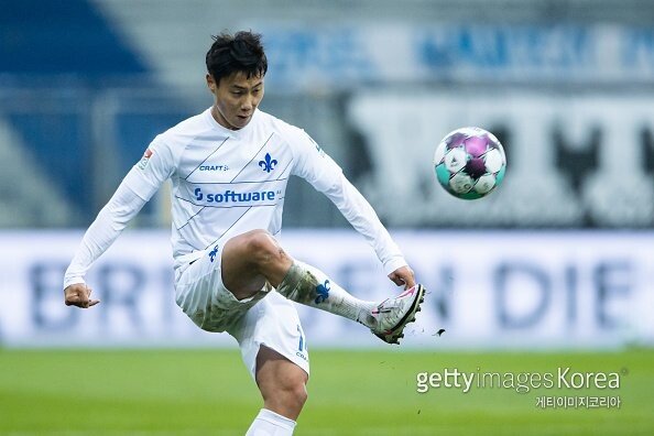 Jeonbuk declared “recruitment withheld”…  Would you like Suwon, who received the ball, and Seungho Baek?  : Sports Dong-A