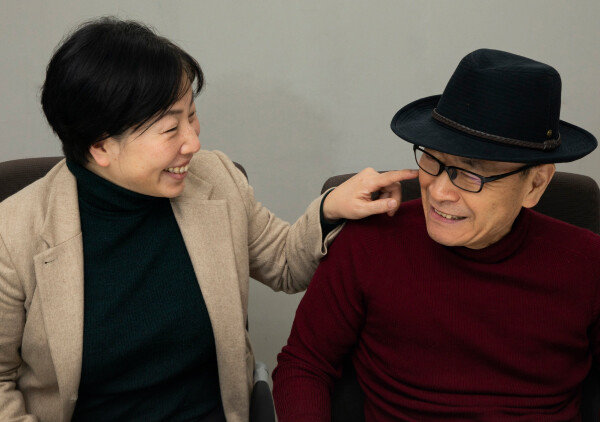 난치병을 앓으면서도 절대긍정 마인드를 놓치지 않고 감사의 마음으로 살고 있다는 부부는 인터뷰 내내 표정이 밝았다. [조영철 기자]