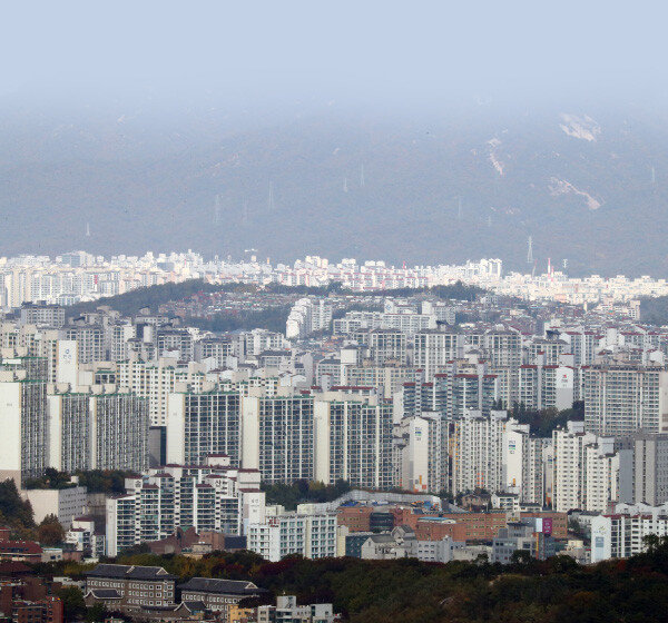 서울의 아파트 밀집지역 전경 [동아DB]