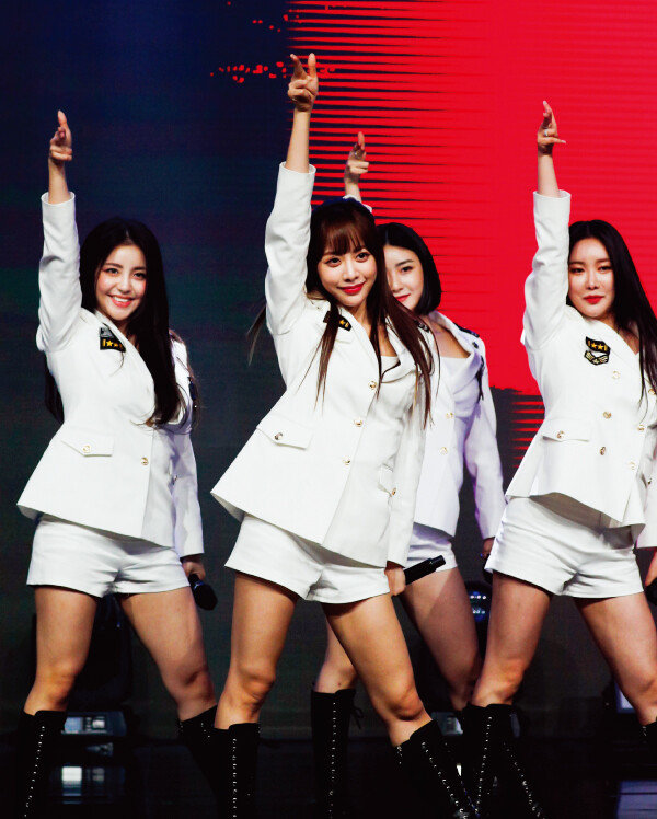 [홍태식]