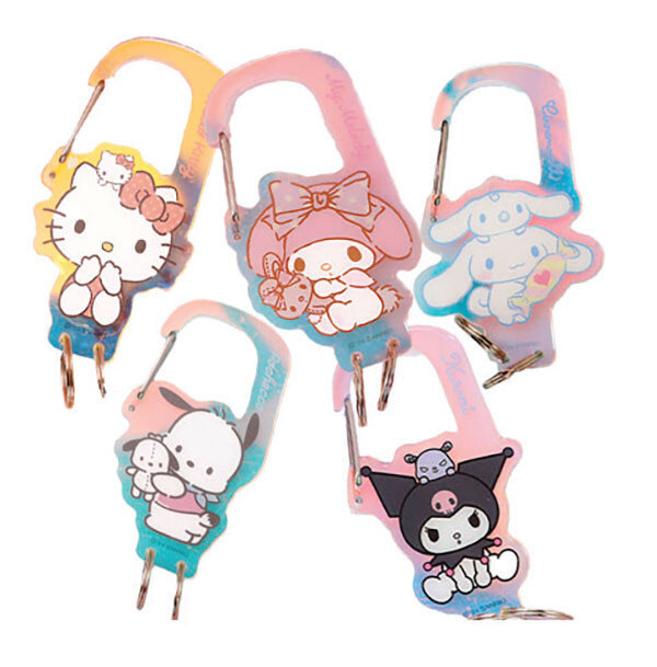 각종 인기 캐릭터로 디자인한 카라비너. 네이버 쇼핑몰 스위트랩 캡처