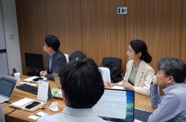 액셀러레이터 골드아크 손자랑 매니저 "스타트업과 함께 걷고, 함께 성장하고... - 뉴스 썸네일 이미지