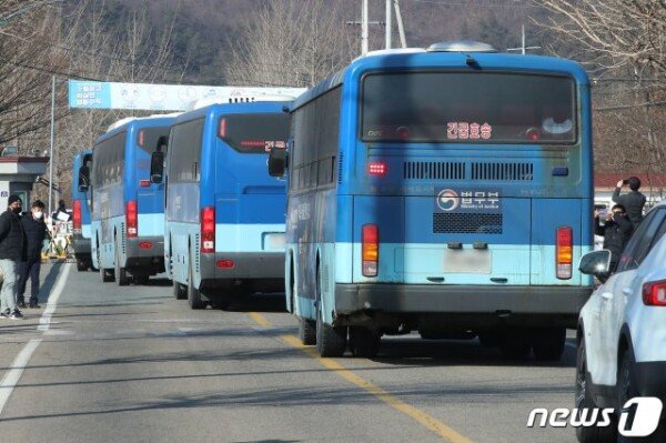 동쪽 구치소 30 일 4 차 전수 검사한다.집단 감염 사태 유역