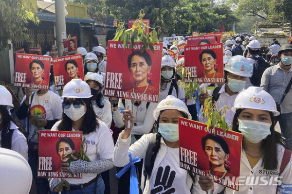 UNICEF “Myanmar children are also murdered and detained indiscriminately…  Horrible scene exposure”