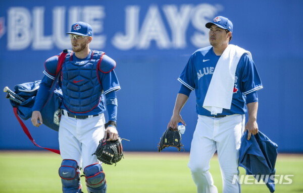 The command tower and the gunner also “I’m Ryu Hyun-jin as well.”