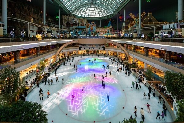 “이번엔 제대로 놀아보자” 롯데월드 여름축제 ‘아이스 월드’ 17일 개막 - 뉴스 썸네일 이미지