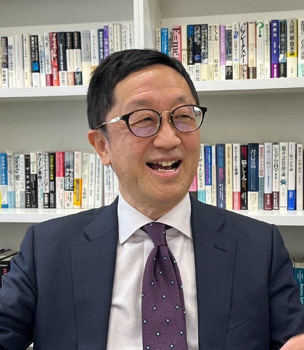 ‘반도체 민주주의’를 주장하는 구로다 다다히로 도쿄대 교수는 “반도체 기술전쟁이 첨단으로 갈수록 한일 기업 간, 나라 간 교류와 협력이 중요하다”고 말했다. [도쿄=허문명 기자]