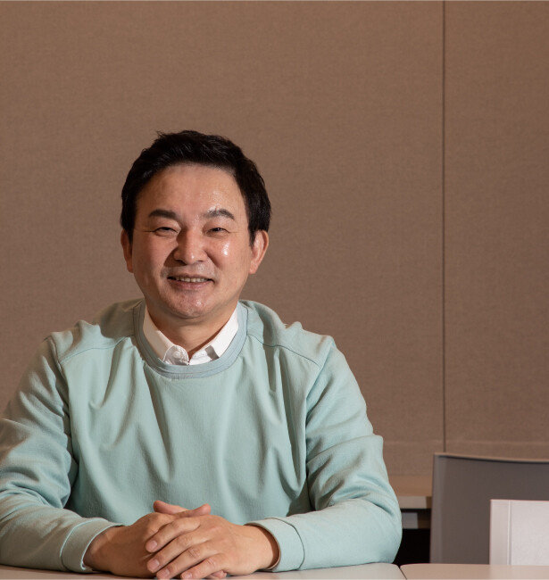원희룡 국민의힘 선거대책위원회 정책본부장이 1월 12일 서울 여의도에서 ‘신동아’와 인터뷰를 한 뒤 포즈를 취하고 있다. [조영철 기자]