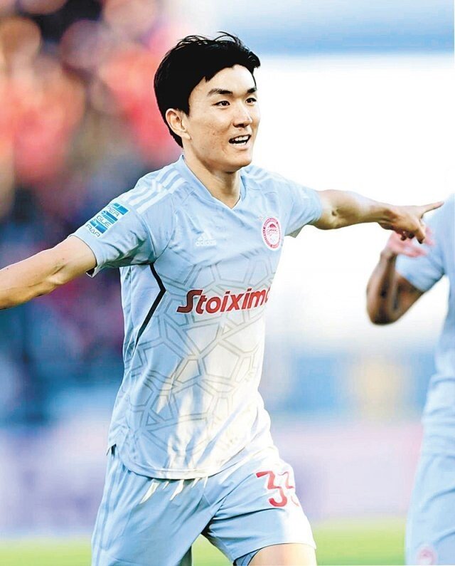 S. Korean int'l Hwang In-beom scores 1st Champions League goal in loss