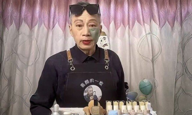 “희귀병 투약 1회 750만원” 손주 위해 매일 화장하는 할아버지
