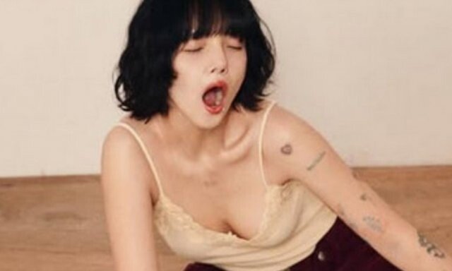 AOA 지민, 란제리 입고 주저앉아…문신도 화려