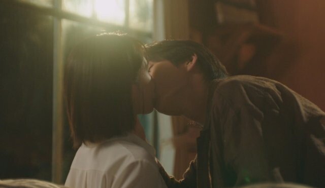 ‘정경호♥’ 최수영, ♥톱 아이돌과 키스 포착…어머!