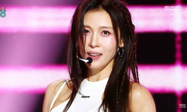 하지원 엔딩 포즈까지…23년만에 ‘홈런’ 무대