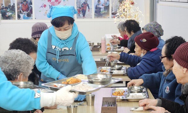 임영웅 팬클럽 부산영웅시대의 52번째 따뜻한 손길