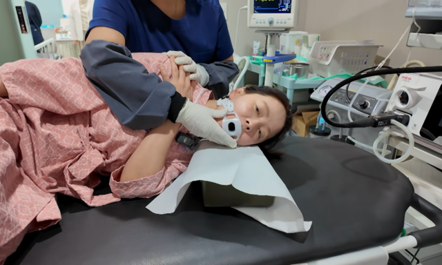 송지효, 첫 건강검진서 용종 발견…“암 될 수 있어” 긴급 제거 [DA클립]