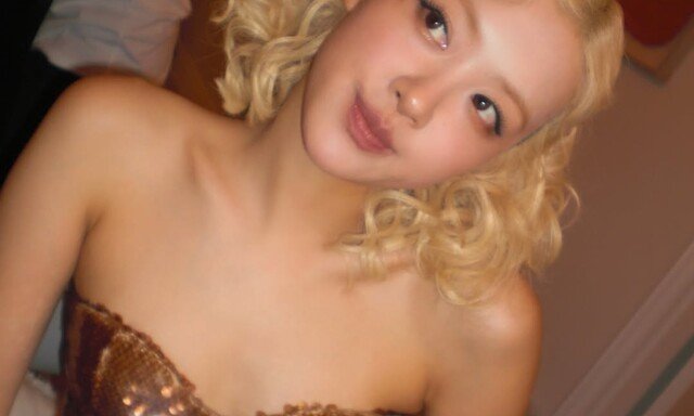 ‘7년간 금발’ 로제, 유지 비결 밝혀졌다…“2주에 한번, 두피보다 비주얼이 중요”