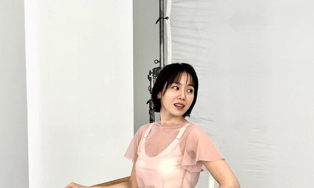 44세 ‘손예진 브라’ 이어 신상도 핫하다…탄탄 복근+늘씬 바디 공개