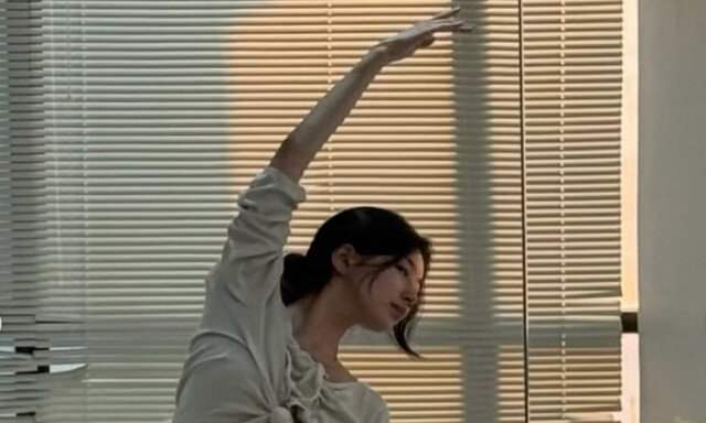 수지, 가녀린 발레코어…프로 느낌 나는 포즈 [DA★]