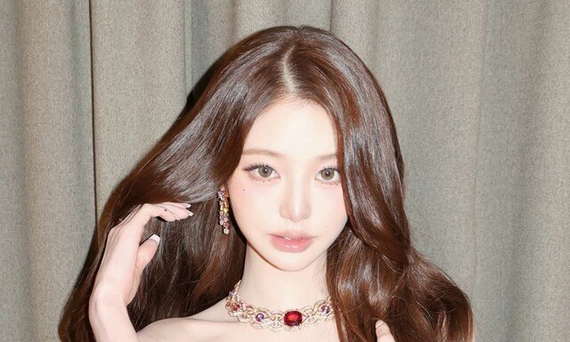 장원영, 이렇게 성숙했나…가녀린 오프숄더 자태 [DA★]