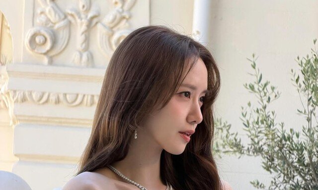 임윤아, 순백 드레스 입고 칸 접수…단아美 끝판왕 [DA★]