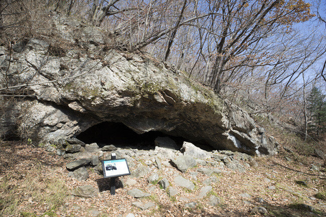 영험하기로 입소문이 난 오수자굴.