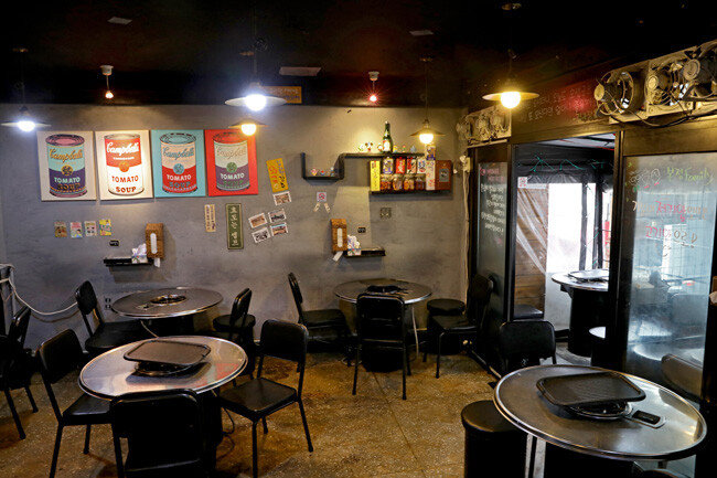 김과장고깃집은 테이블 7개의 작은 매장으로 시작해 2년 만에 프랜차이즈 가맹 사업을 준비할 정도로 성장했다.