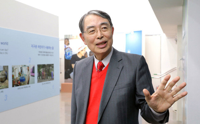 송상현 전 ICC 소장은 “학자가 정치권에 기웃거리는 건 일장춘몽일 뿐”이라고 했다. [박해윤 기자]