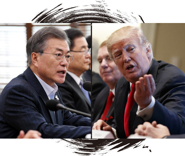 문재인 대통령이 2월 19일 청와대 수석보좌관 회의에서 발언하고 있다. 그는 “불합리한 보호무역 조치에 결연히 대응하라”고 말했다.(왼쪽) 도널드 트럼프 미국 대통령이 3월 1일 백악관에서 철강·알루미늄 업계 관계자들과 회의를 하고 있다. [동아DB, 뉴시스]