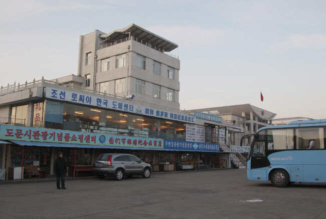 중국 지린성 투먼시 북중 접경 지역의 한 상가. [동아일보 변영욱 기자]