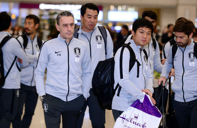 2019 아시아축구연맹 아시안컵 8강전에서 카타르에 0-1로 패해 탈락한 한국 축구대표팀이 1월 28일 인천국제공항을 통해 귀국했다. [동아DB]
