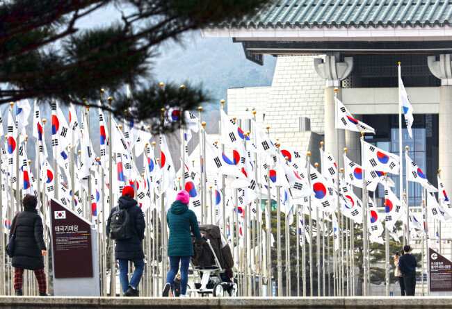 2005년 광복 60주년을 기념해 815개의 태극기를 게양한 ‘태극기 한마당’.