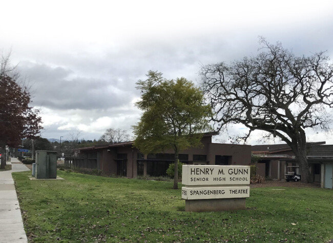 실리콘밸리 지역 공립 명문고로 꼽히는 건 고등학교 전경.
