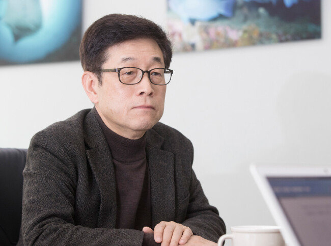 장재연 아주대 교수는 30년 넘게 미세먼지 연구를 해온 전문가다. [지호영 기자] 