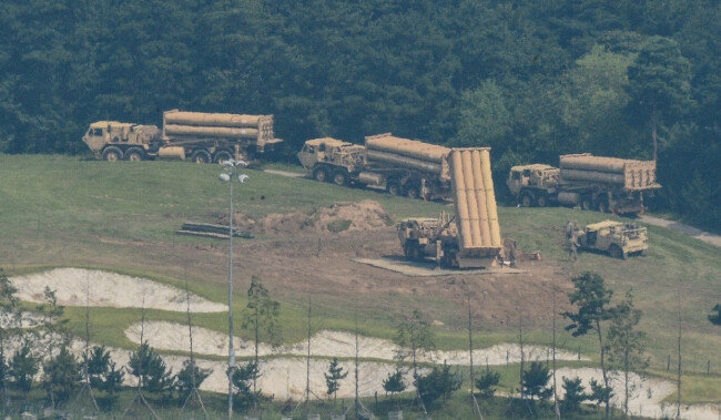 경북 성주에 배치된 사드(THAAD) 발사대. [동아DB]