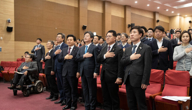 2019년 4월 1일 서울 여의도 국회 의원회관 대회의실에서 ‘플랫폼 자유와 공화’ 창립총회가 열렸다. [지호영 기자]